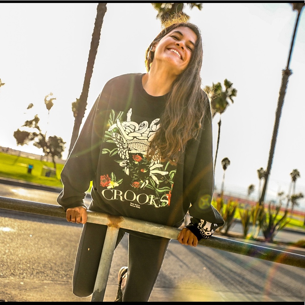 Crooks sweatshirt (super soft)